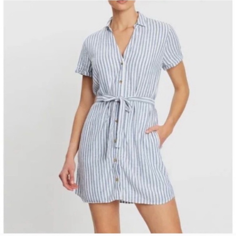 Abercrombie & Fitch White and Blue Linen Button Down Shirtdress